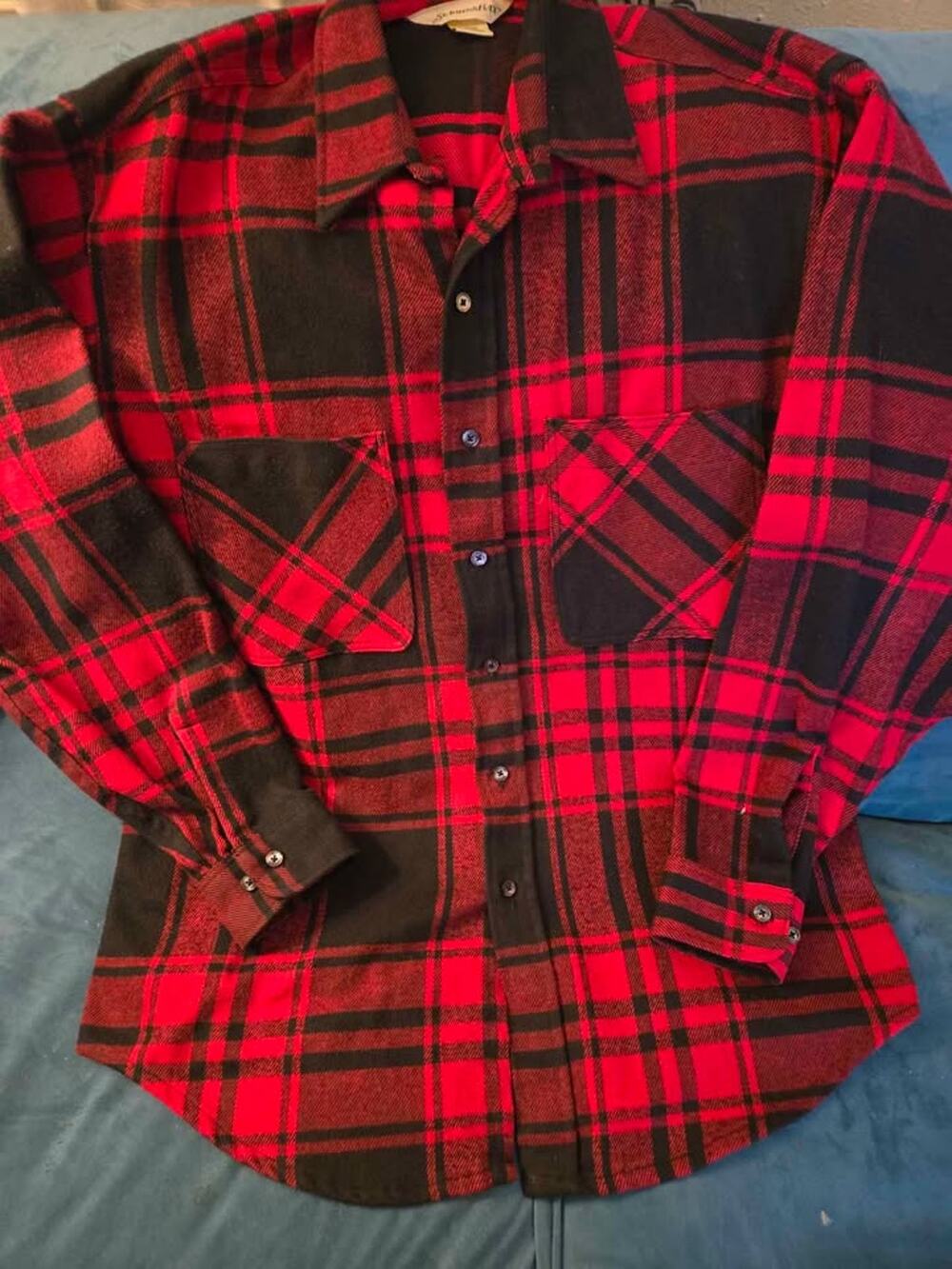 St. John's Bay Big Mac Flannel Shirt Men's Large Red Black Plaid L